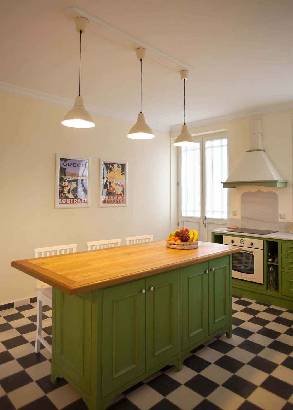 Kitchen — Modern appliances